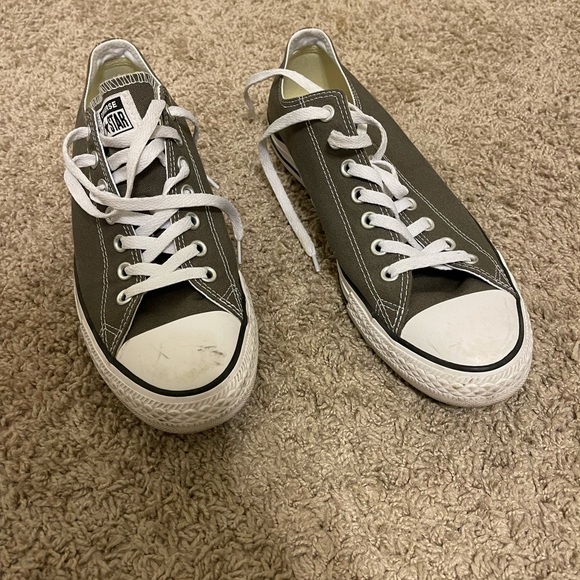grey converse size 10